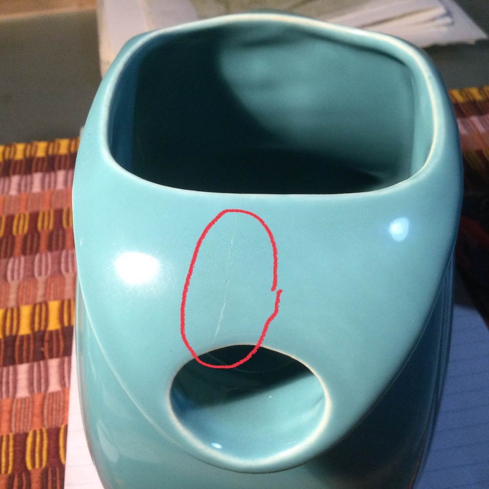 Fiestaware Disk Pitcher - Picture 13 of 13
